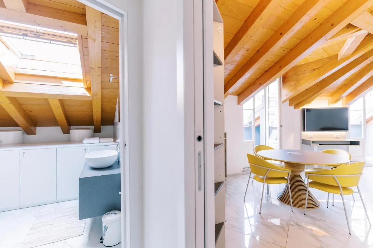 Casa King Apartment Como